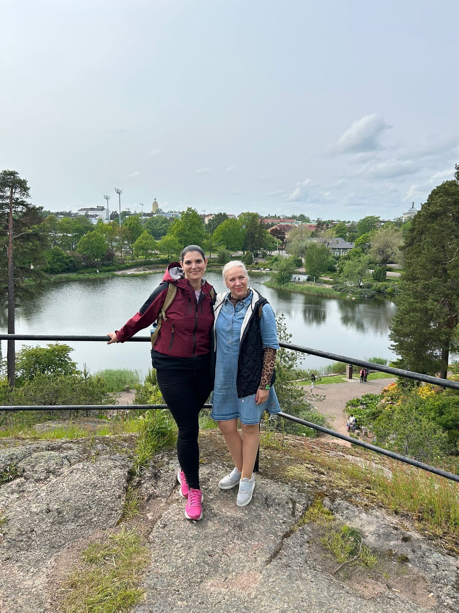 BIP:in osallistujat tutustumassa Sapokkaan Kotkassa.