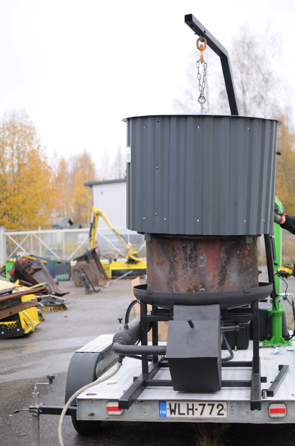 Siirrettävä pyrolyysilaite.