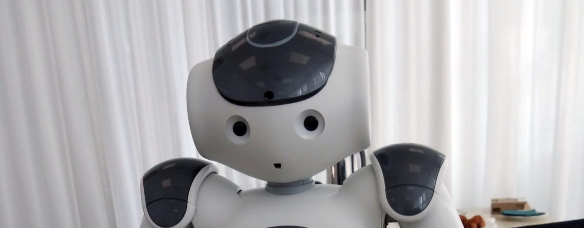 MASSAGE-ROBOTICS-WANTS-YOU-TO-COME-AND-BE-TOUCHED-BY-A-ROBOT-IF-THATS-YOUR-THING